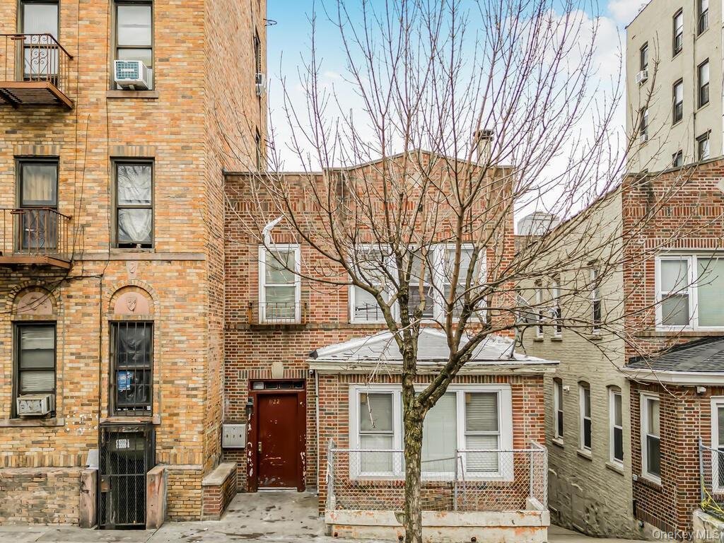 House in New York, New York, United States 3 - 19012684