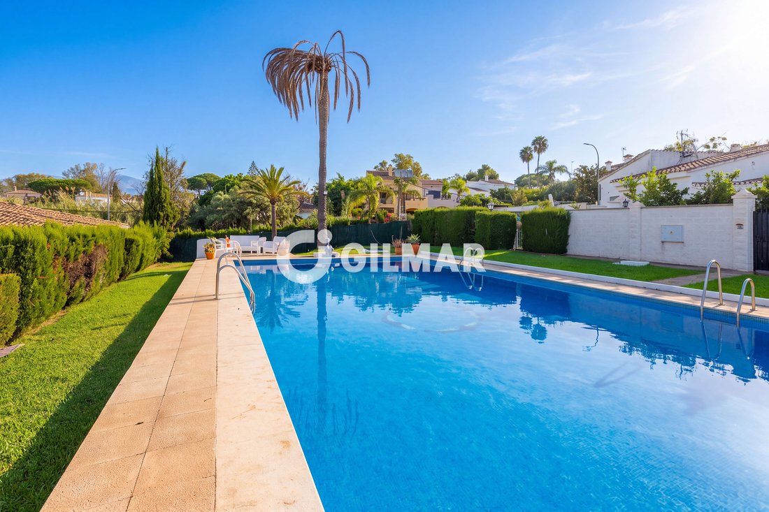 Townhouse in Guadalmina Alta, San Pedro de Alcantara, Spain 4 - 19009075