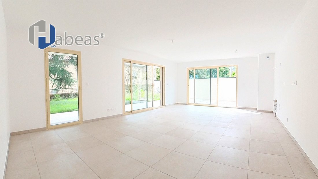 Apartment in Écully, Auvergne-Rhône-Alpes, France 4 - 19015261