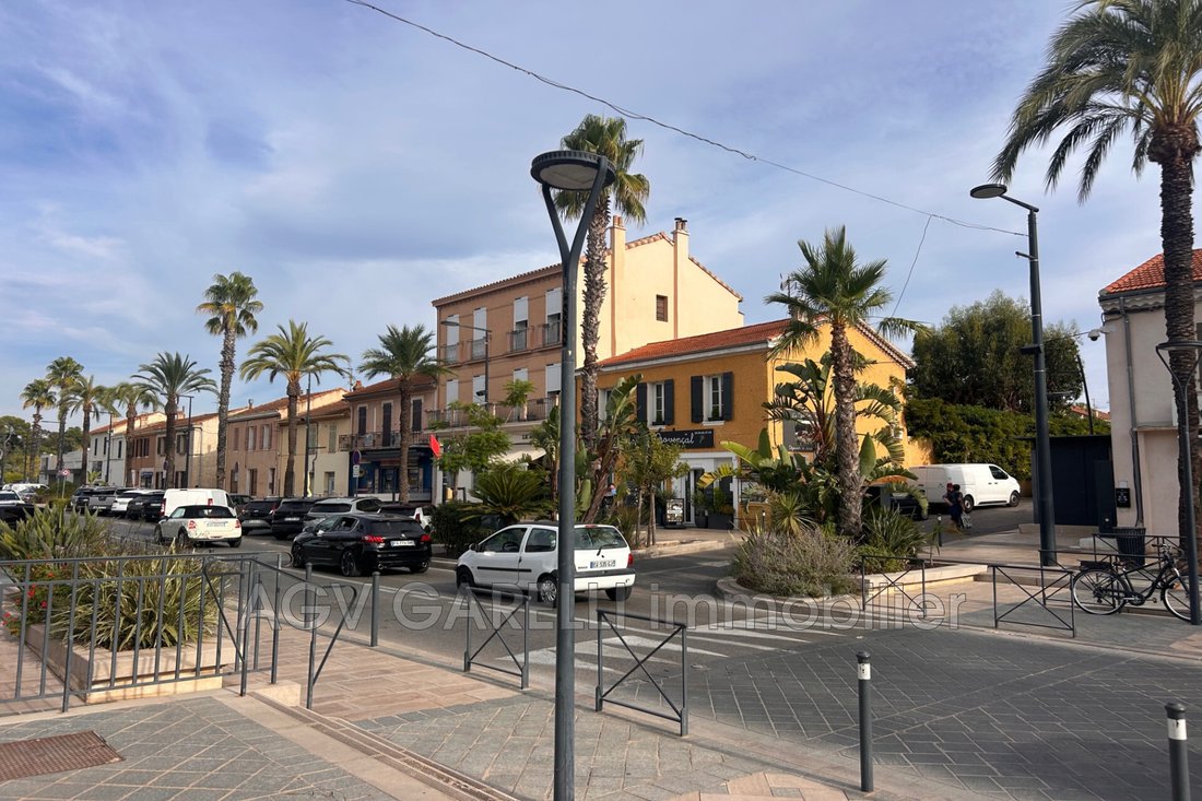 Apartment in La Londe-les-Maures, Provence-Alpes-Côte d'Azur, France 2 - 15984135
