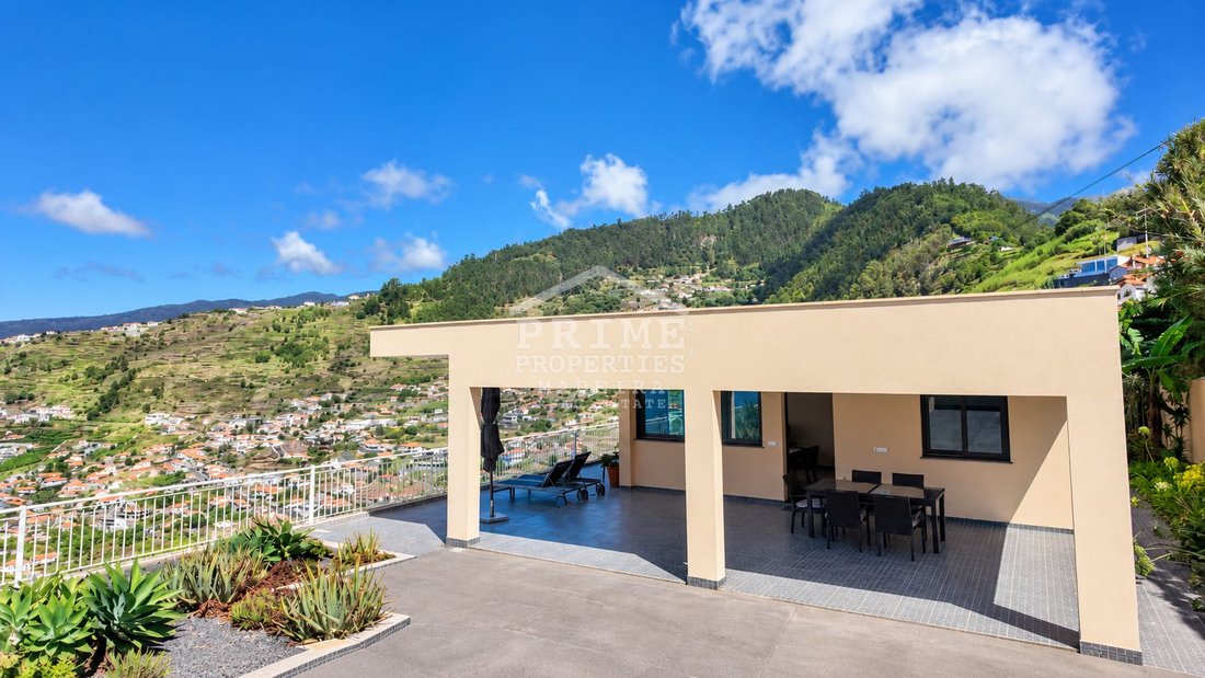 Villa in Arco da Calheta, Madeira, Portugal 2 - 19015302