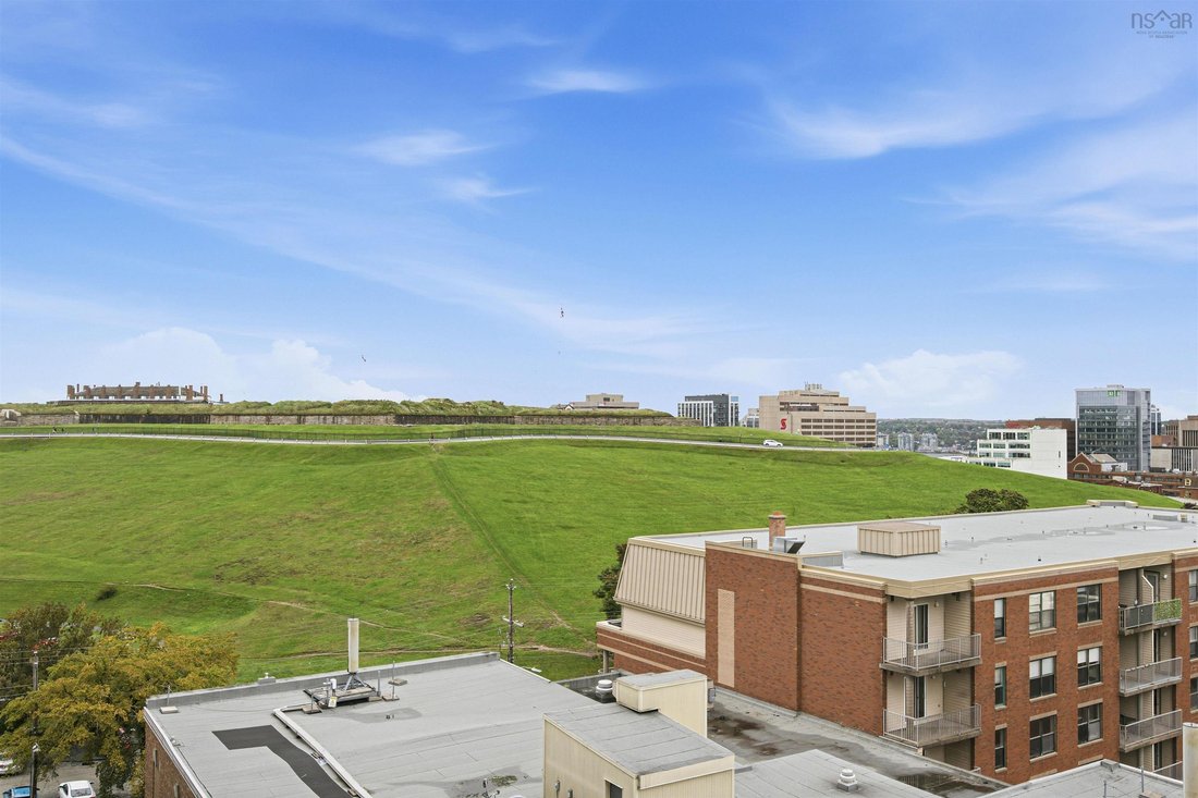 Condo in Halifax, Nova Scotia, Canada 1 - 19013899