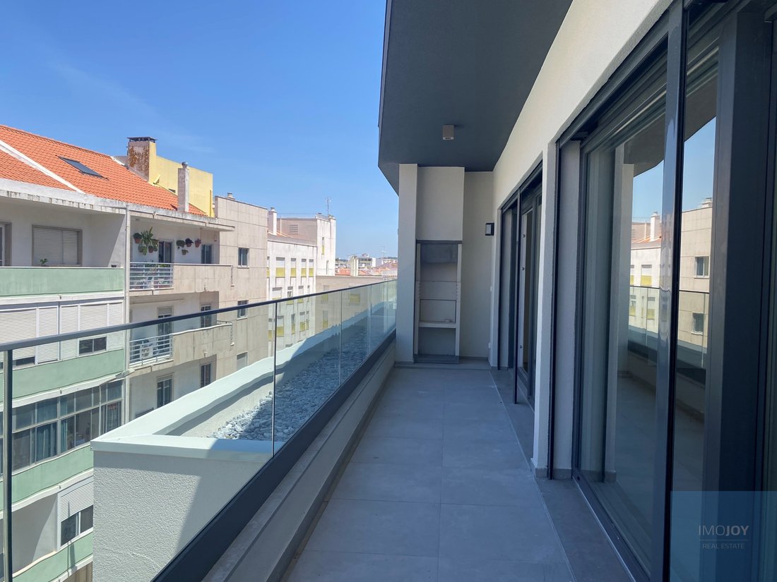 Apartment in Almada, Cova da Piedade, Pragal e Cacilhas, Setubal, Portugal 1 - 19015479