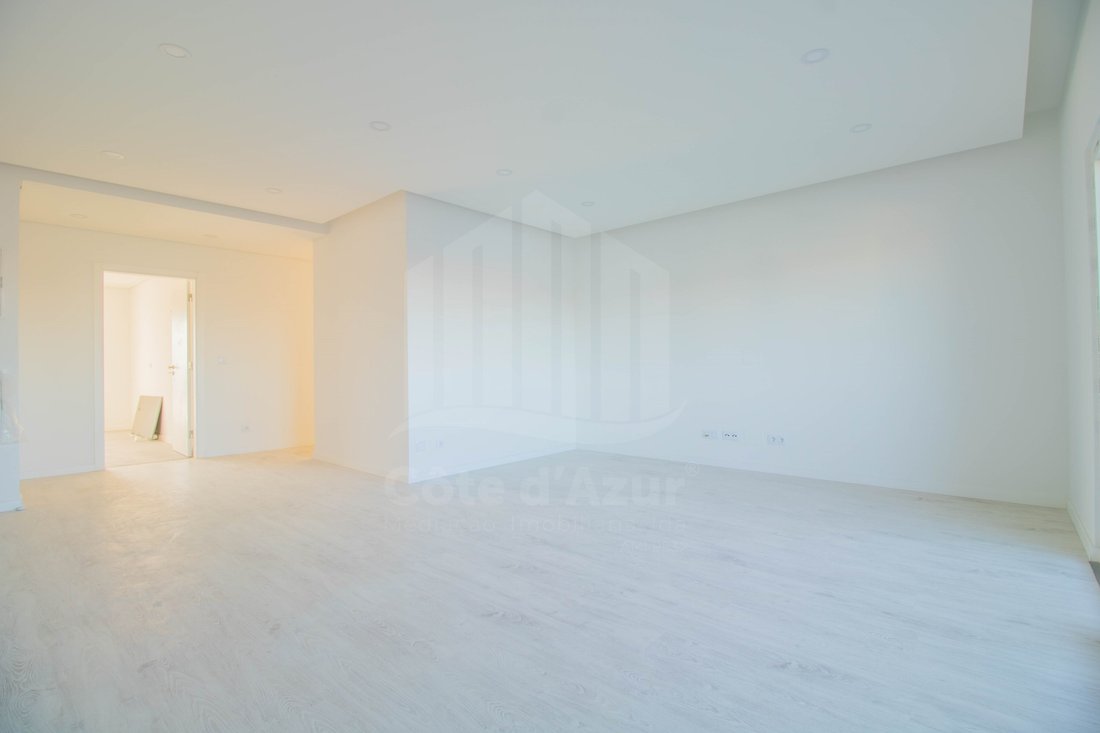 Apartment in Seixal, Arrentela e Aldeia de Paio Pires, Setubal, Portugal 2 - 19016013