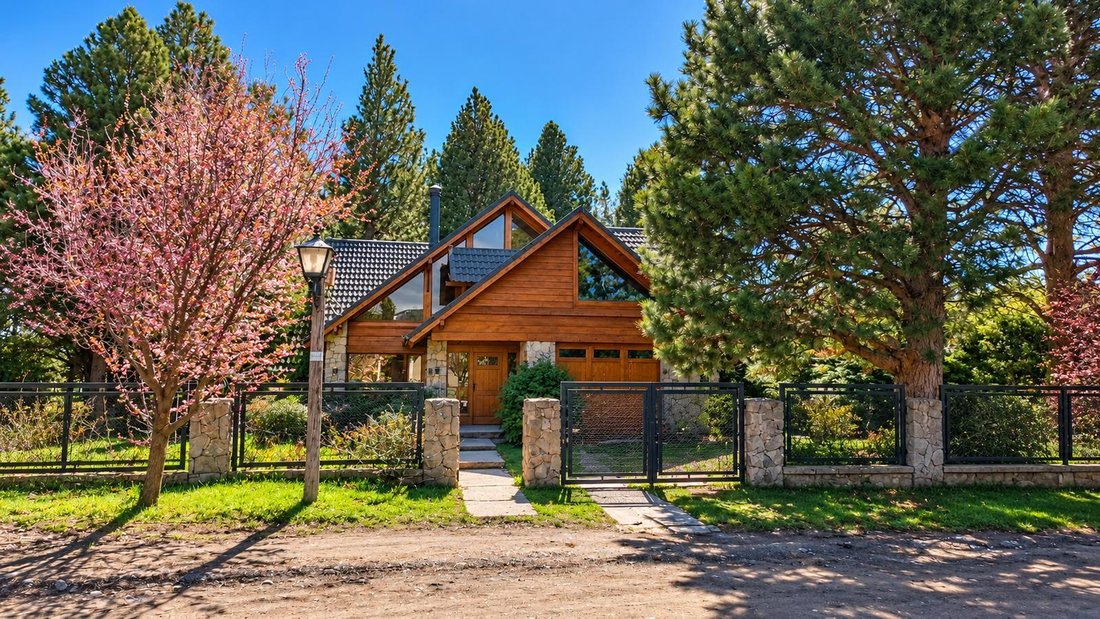 House in San Carlos de Bariloche, Río Negro, Argentina 1 - 19015636