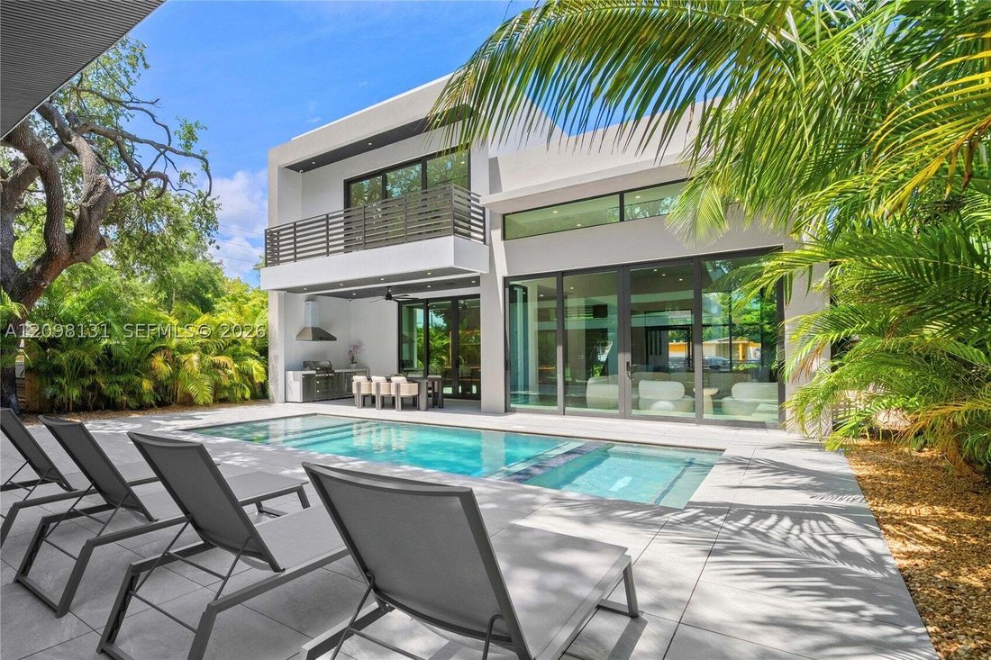 House in Miami, Florida, United States 2 - 19013373