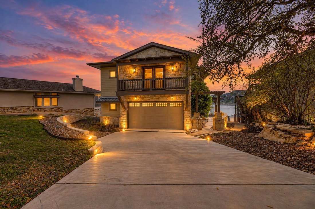 Casa a Canyon Lake, Texas, Stati Uniti 1 - 17424755