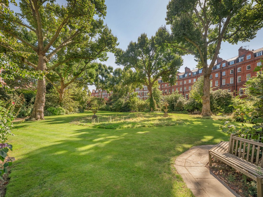 Apartment in Brompton, Kensington And Chelsea, England 1 - 19009320