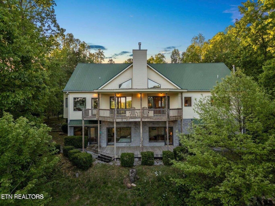 House in Monterey, Tennessee, United States 2 - 19012910