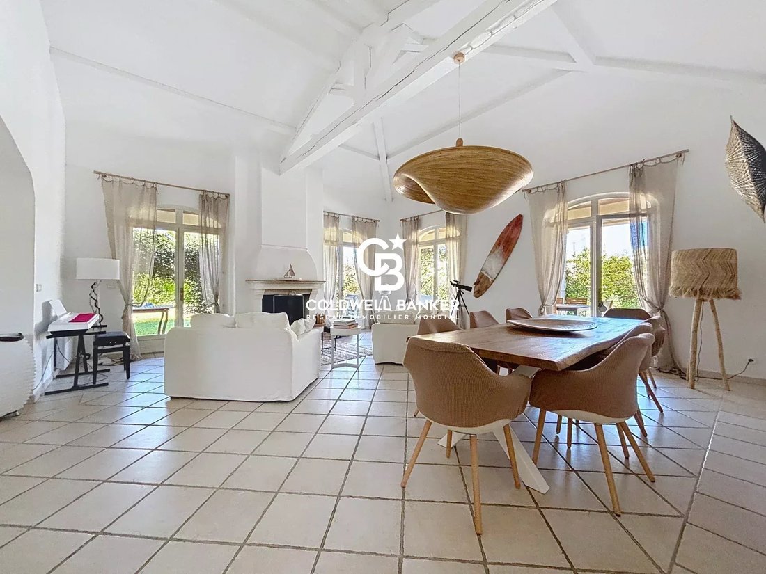 Maison à Côte d'Azur, Provence-Alpes-Côte d'Azur, France 2 - 19010746