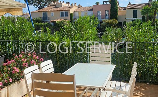 Wohnung in Grimaud, Provence-Alpes-Côte d'Azur, Frankreich 1
