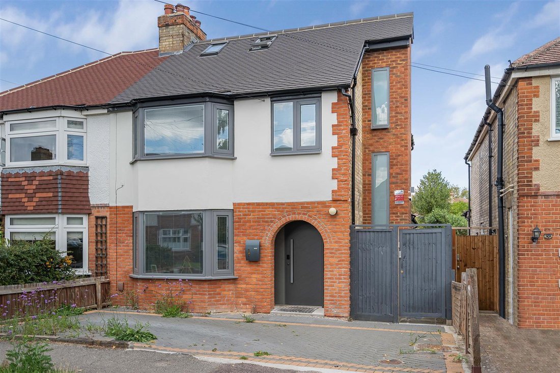 House in Cambridge, England 1 - 19012375