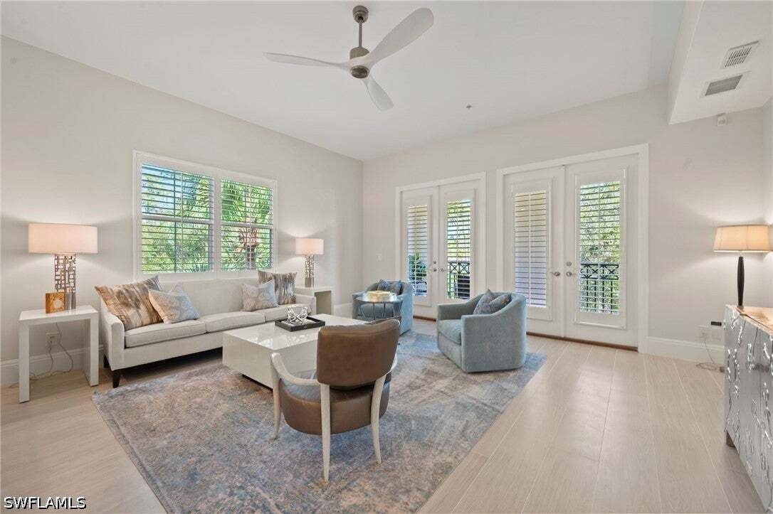 Condo in Naples, Florida, United States 2 - 19012233