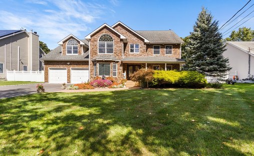 House in Halesite, New York, United States 1