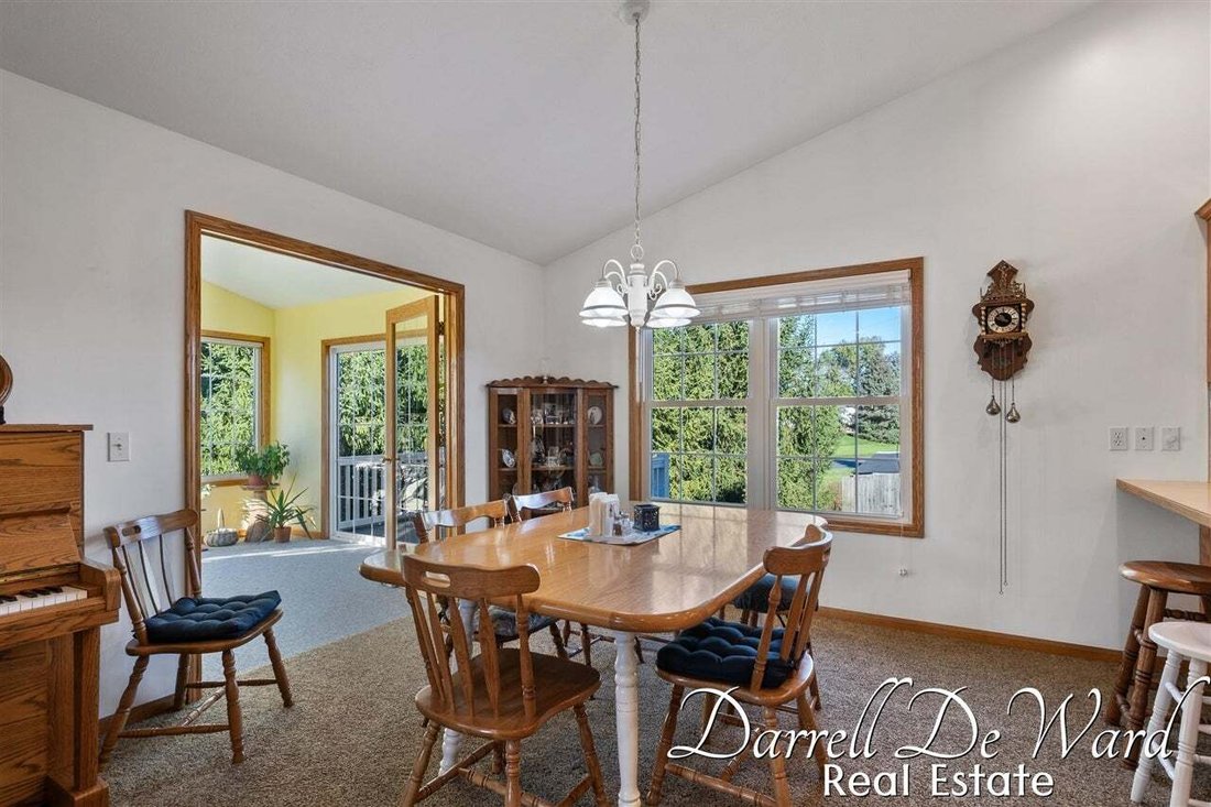 House in Hudsonville, Michigan, United States 5 - 19010058
