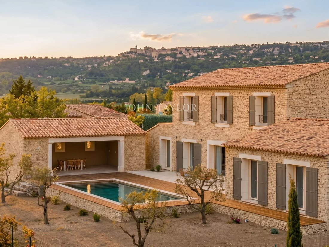 House in Gordes, Provence-Alpes-Côte d'Azur, France 1 - 17835503