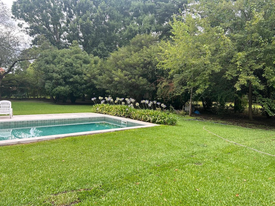 House in Francisco Alvarez, Buenos Aires Province, Argentina 3 - 19008716