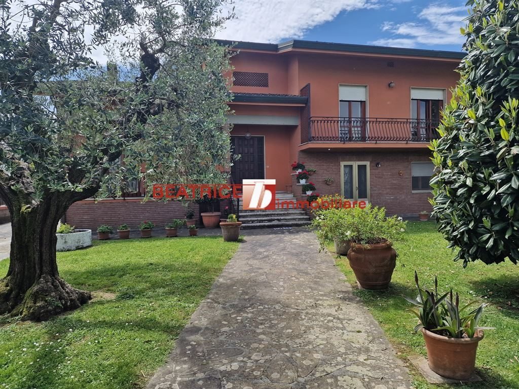 Villa in Centro, Capannori, Toskana 3 - 15828549