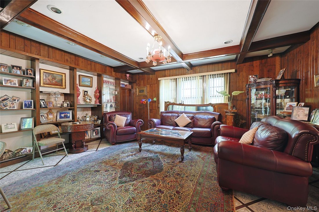 House in Great Neck, New York, United States 5 - 19009226
