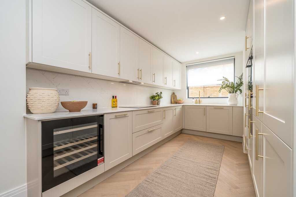 Townhouse in Southall, Ealing, England 3 - 19012440