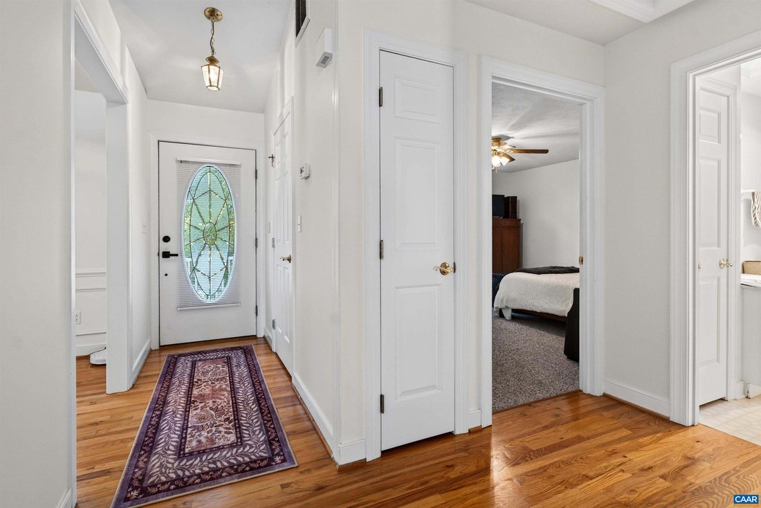 House in White Hall, Virginia, United States 5 - 19012099