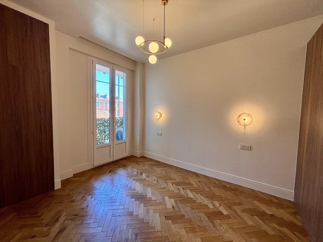 Apartment in Le Port, Nice, France 5 - 19010669
