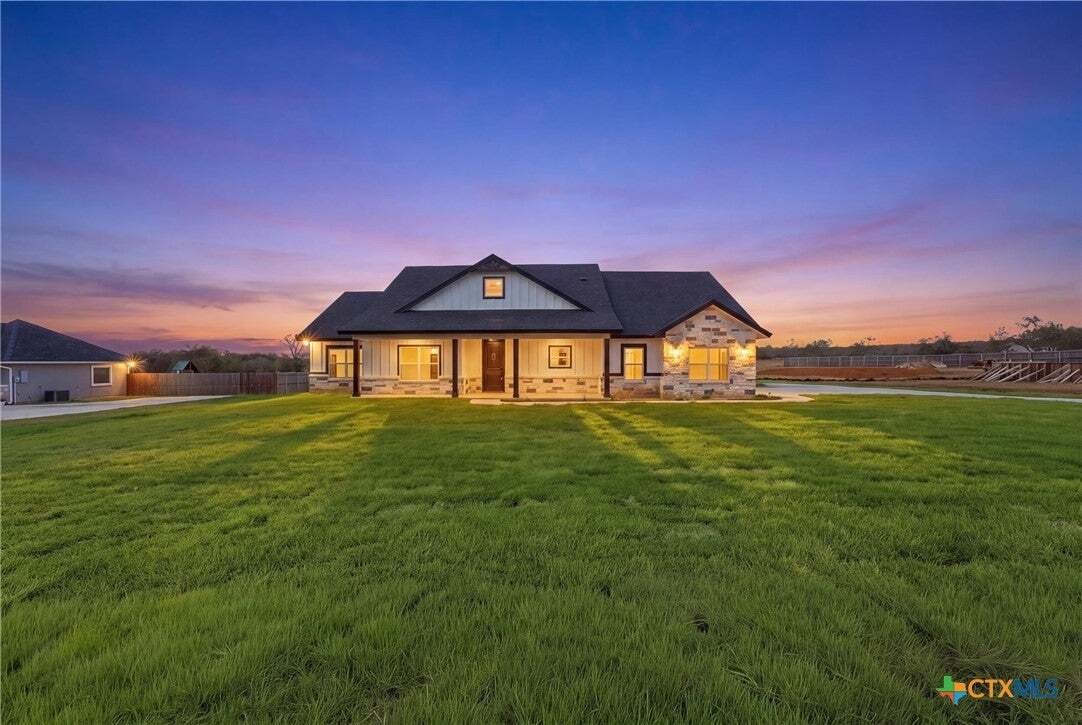 House in Gonzales, Texas, United States 1 - 19012141