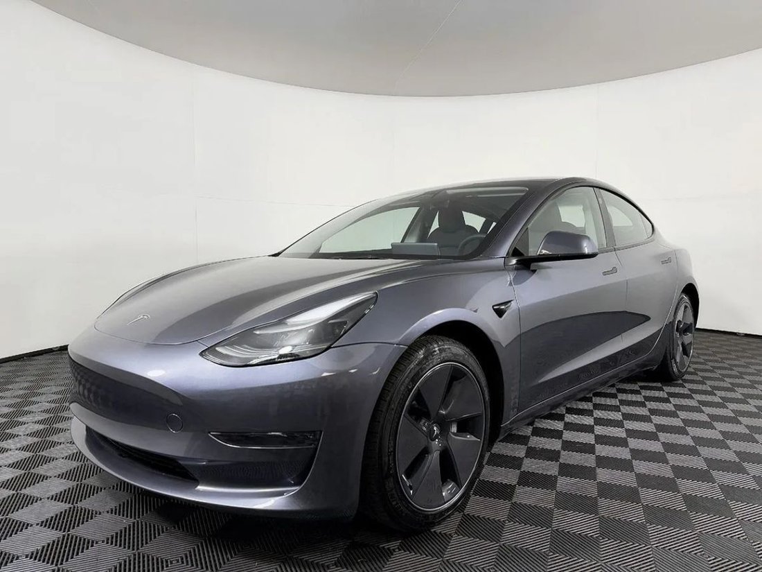 Sedan in Lynnwood, WA, United States 2 - 19015808