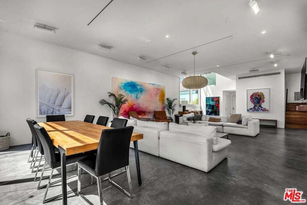 House in Los Angeles, California, United States 1 - 17063638