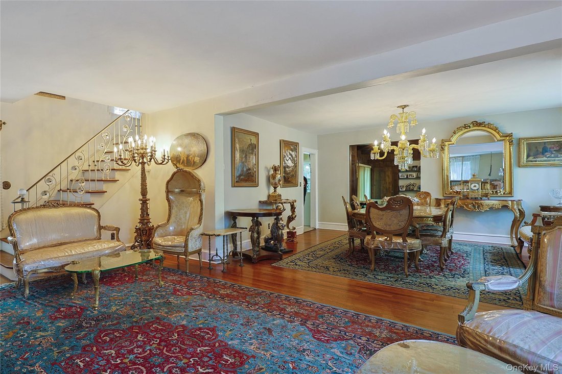 House in Great Neck, New York, United States 3 - 19009226