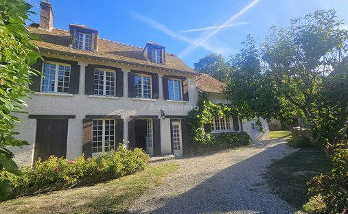 House in Orgerus, Ile-de-France, France 1