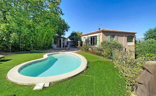 Villa in Greasque, Provence-Alpes-Côte d'Azur, France 1