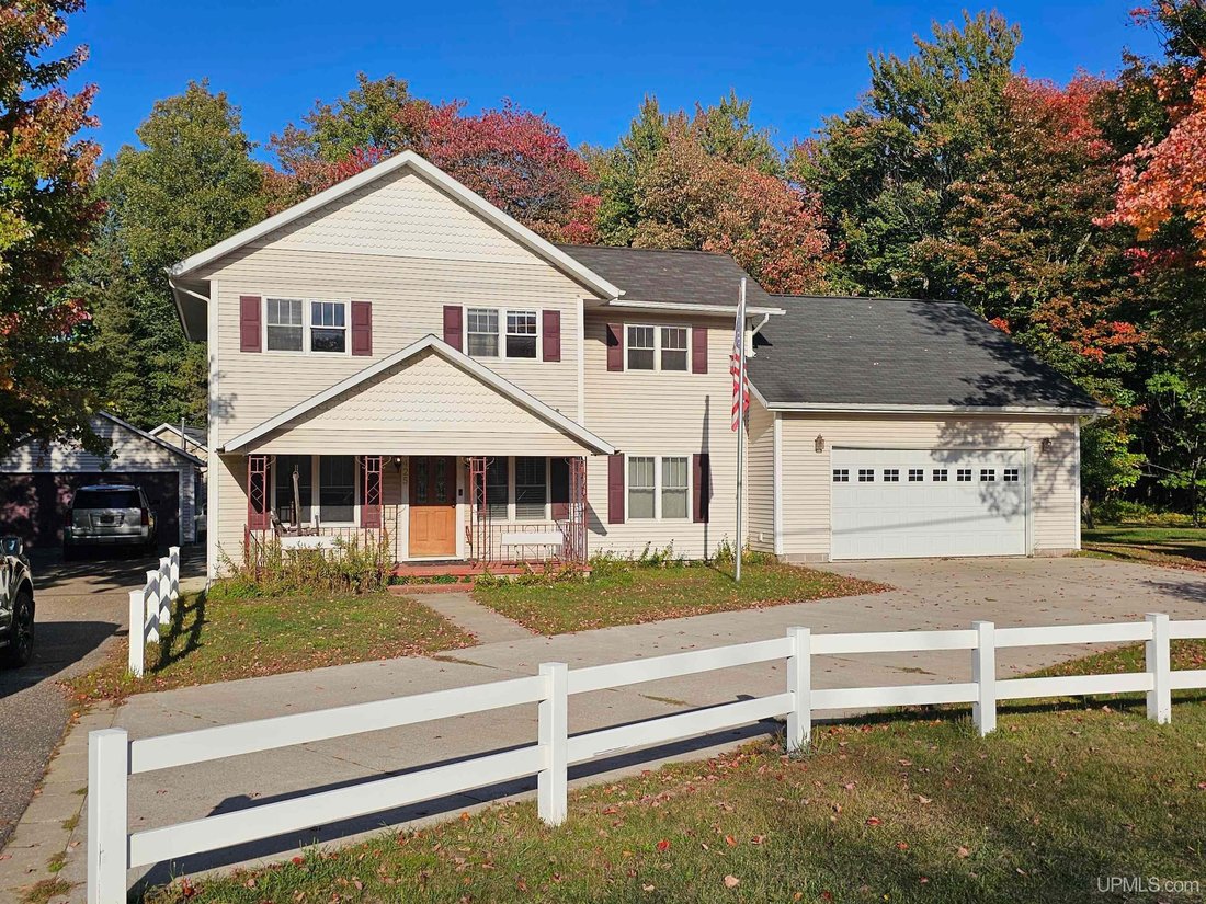 House in Marquette, Michigan, United States 2 - 19013502