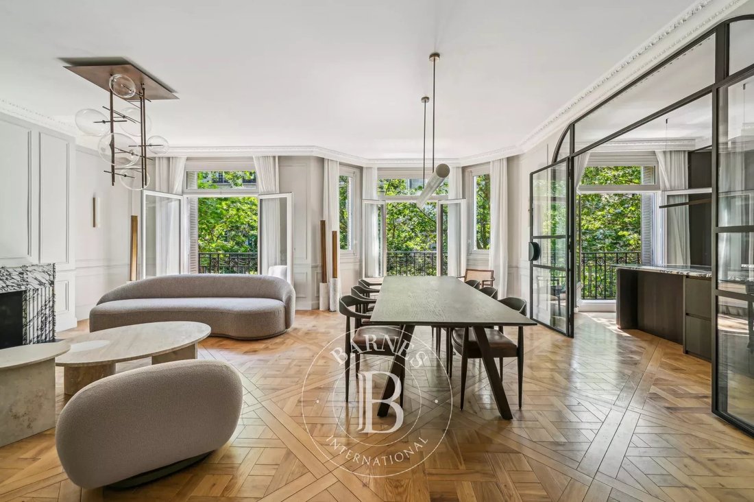 Apartment in Paris 16e Arrondissement, Paris, France 1 - 14668521
