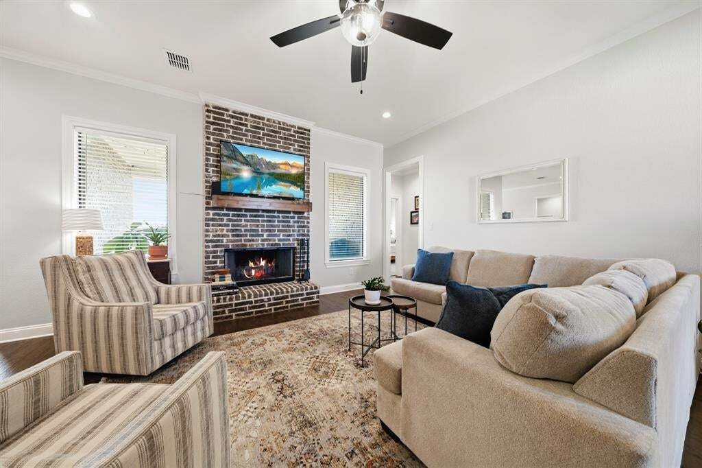 House in Lorena, Texas, United States 5 - 19009807