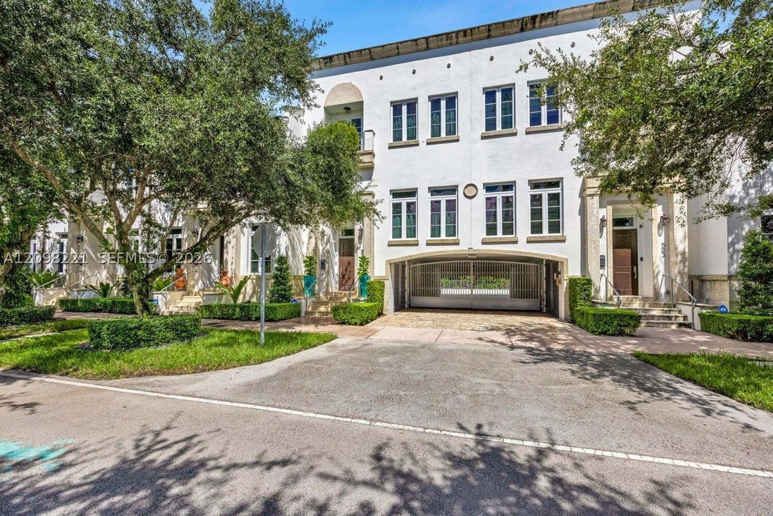 Condo in Coral Gables, Florida, United States 2 - 19013394