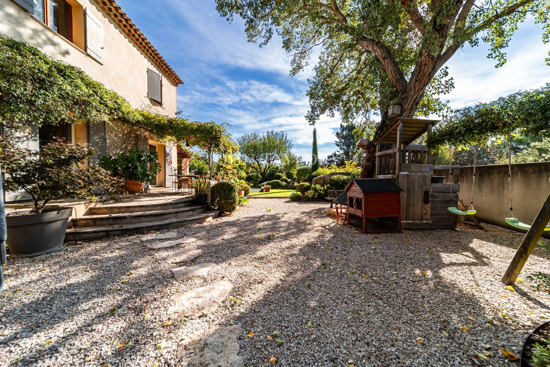 House in Cabrières-d'Avignon, Provence-Alpes-Côte d'Azur, France 5 - 19010642