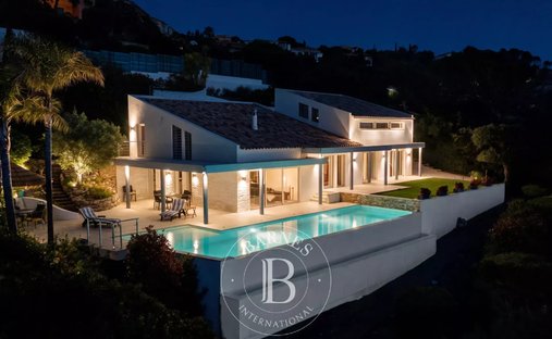 Haus in Les Issambres, Roquebrune-sur-Argens, Frankreich 1