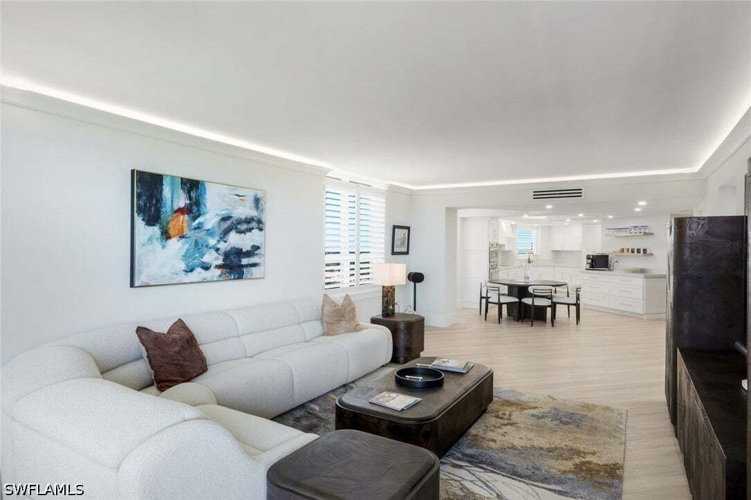 Condo in Naples, Florida, United States 5 - 19009107