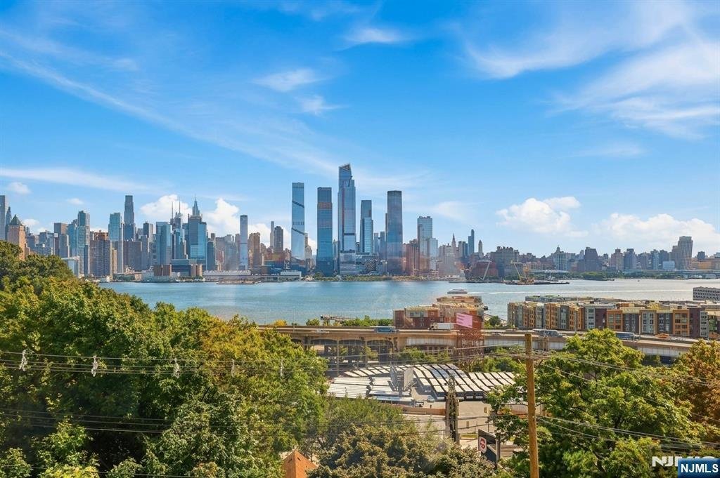 Condo in Weehawken, New Jersey, United States 5 - 19009903