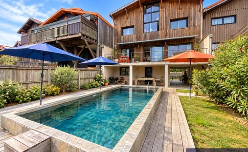 Villa in Cazaux, La Teste-de-Buch, France 1