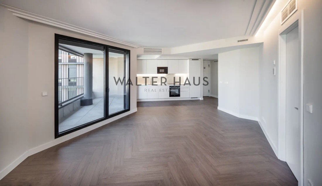 Penthouse in Ciudad Lineal, Madrid, Spain 5 - 19011120