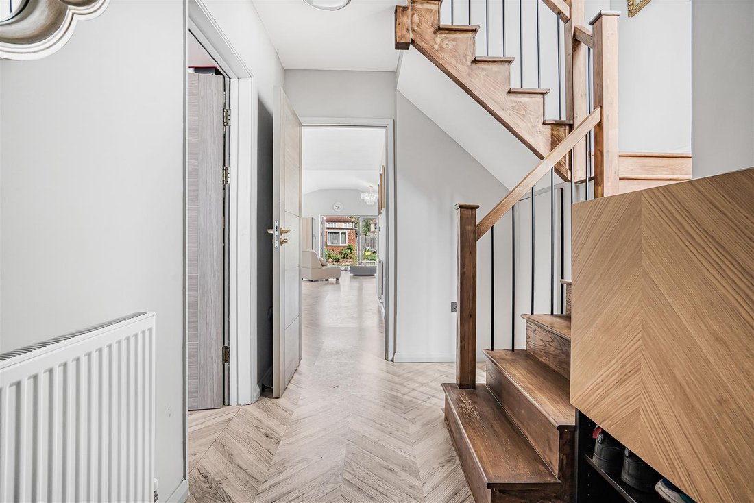 House in Cambridge, England 3 - 19012375
