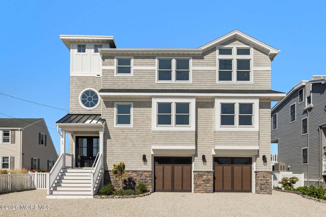 House in Ship Bottom, New Jersey, United States 3 - 19012464