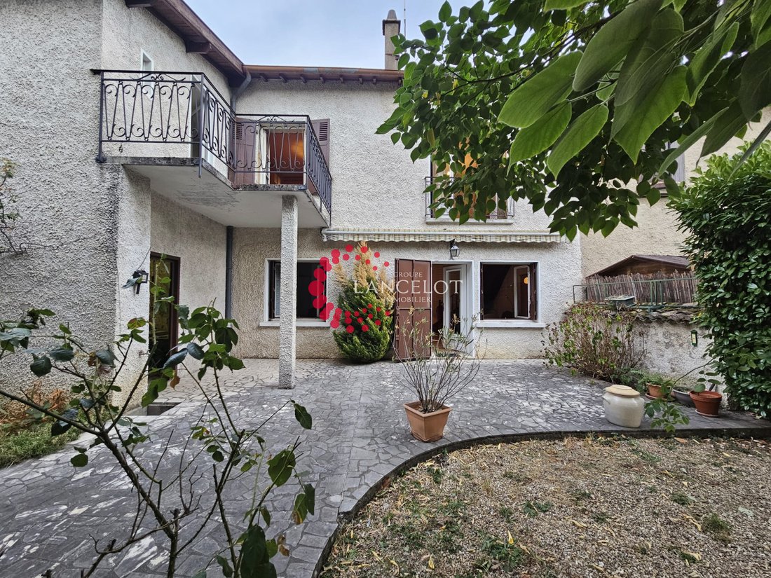 House in Oullins, Oullins-Pierre-Benite, France 2 - 19014960