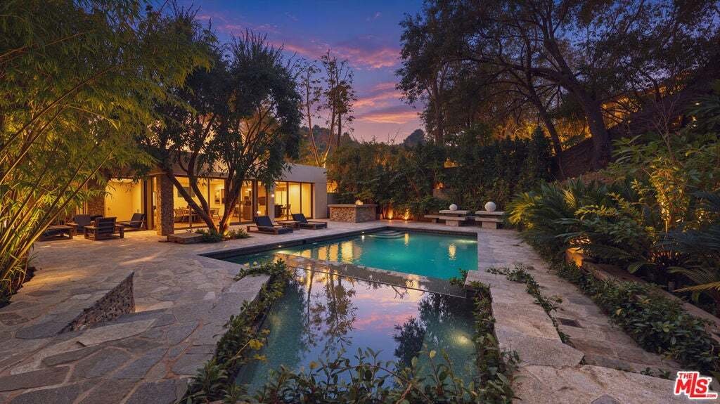 House in Los Angeles, California, United States 2 - 19012477