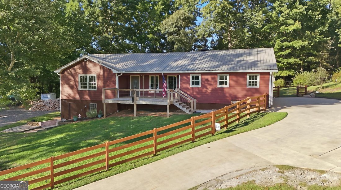 House in Cleveland, Georgia, United States 1 - 19014125