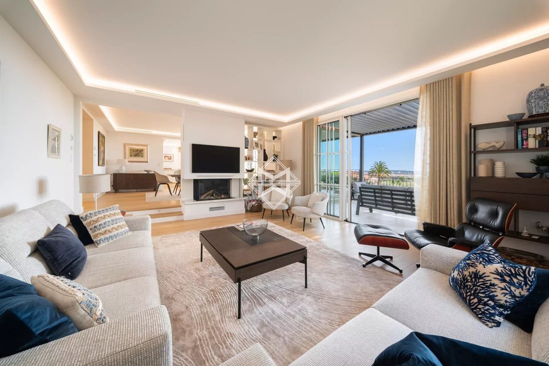 Villa in La Maure-Super Cannes, Vallauris, France 4 - 19010796
