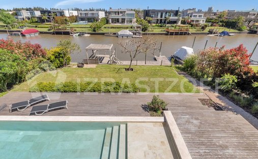 House in Tigre, Buenos Aires Province, Argentina 1