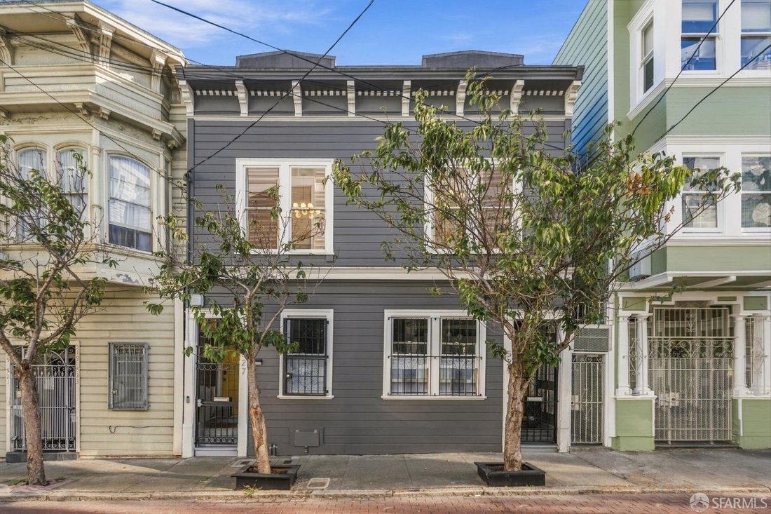 San Francisco, California, United States 1 - 19012071